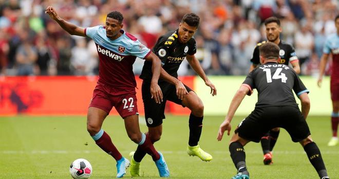 拉文受伤，公牛队前景堪忧（拉文伤停，公牛前景不容乐观）