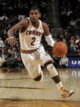 佩杜拉：米兰尚未敲定迈尼昂续约，后者仍然可能在赛季末离队（佩杜拉：米兰与迈尼昂续约尚未敲定，赛季末仍存在离队可能）