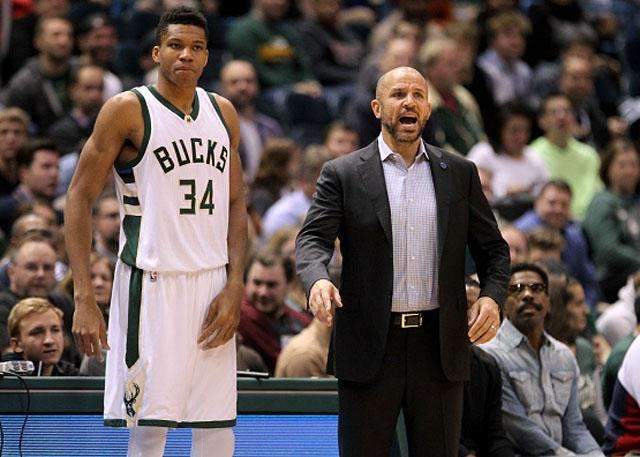 压力很大！利兹联要求法尔克率队击败切尔西或利物浦，否则将下课（压力山大！利兹联下通牒：法尔克须击败切尔西或利物浦，否则走人）