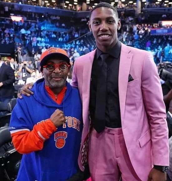 世界杯运气成分是否被高估？（世界杯中的运气因素是否被夸大？）