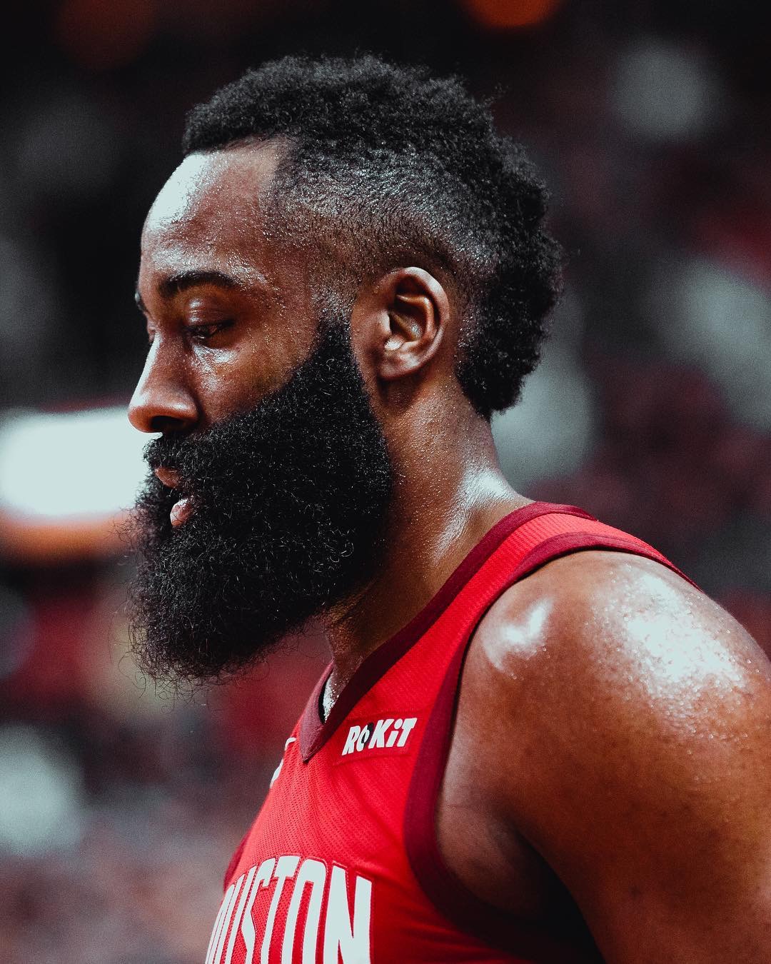 麦迪逊分享视频致敬孙兴慜：你带着传奇的身份离开，永远爱你（麦迪逊发布视频致敬孙兴慜：以传奇之姿告别，永远爱你）