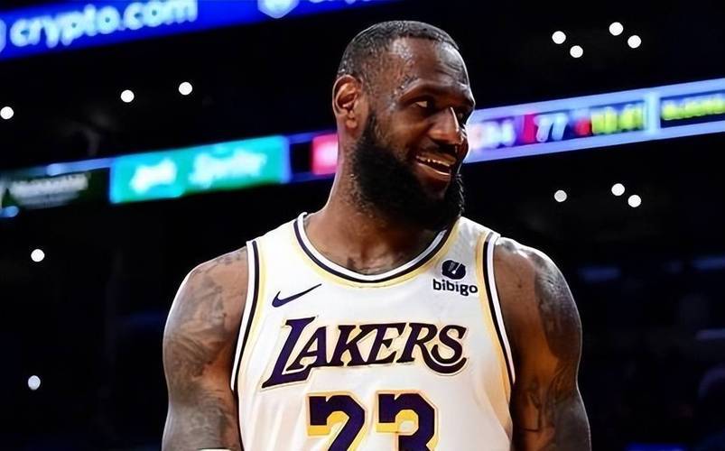 UFC2025最佳首秀候选萨尔基尔德一拳KO朱伯利，将战茸主（一拳KO朱伯利！UFC 2025最佳首秀候选萨尔基尔德下场将战茸主）