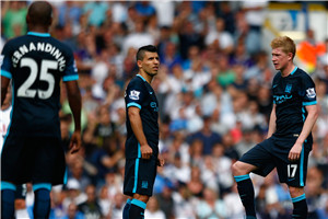 本赛季俱乐部双人组进球榜：凯恩+迪亚斯37球高居第一（凯恩携迪亚斯合轰37球，领跑本赛季俱乐部双人进球榜）