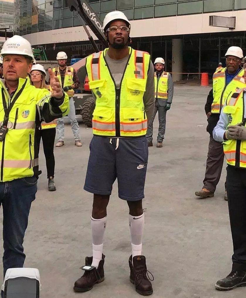 体图：利物浦讨论过引进施洛特贝克，但认为他不是首要目标（体图：利物浦曾讨论签下施洛特贝克，但他并非引援首选）