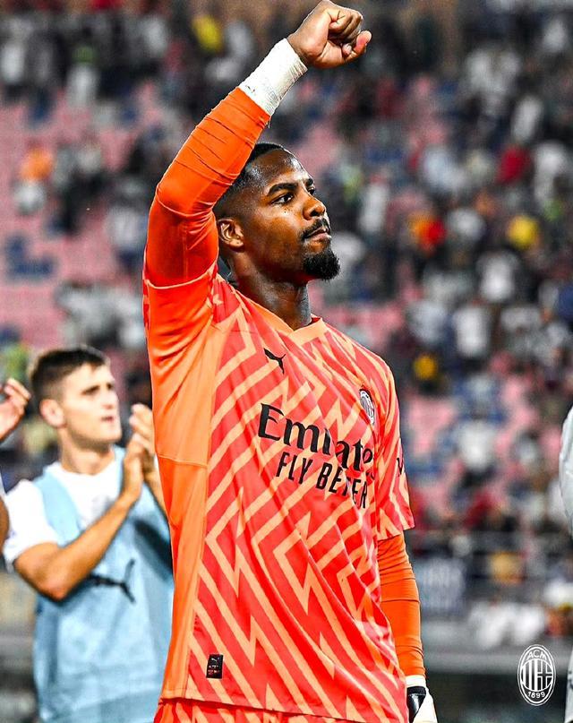 巴萨梅西助攻队友攻入制胜球（梅西送妙传 巴萨队友一锤定音）