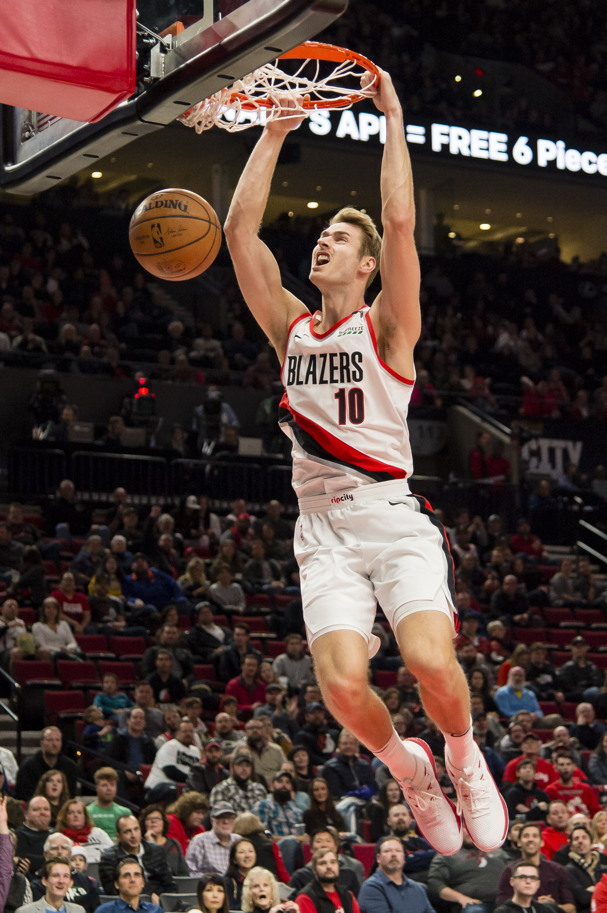 体操奥运冠军为小洛熙事件发声，称真相不应该这么难，自己也即将当妈妈（体操奥运冠军就小洛熙事件发声：真相不应难求，称将成准妈妈）