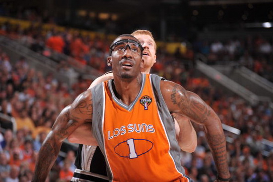 下赛季继续以打破胜场纪录？詹姆斯打趣：我不会追那个纪录的（下季还会冲击胜场纪录？詹姆斯笑称：我不追这个纪录）