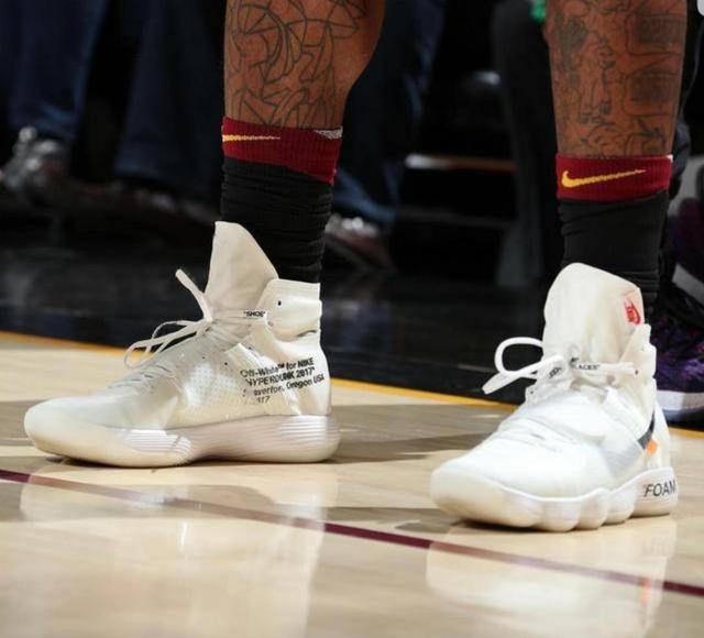 邮报：曼联有意伯恩茅斯中场亚当斯，本赛季拦截数据英超第二（每日邮报：曼联看中伯恩茅斯中场亚当斯，其本季拦截次数位列英超第二）