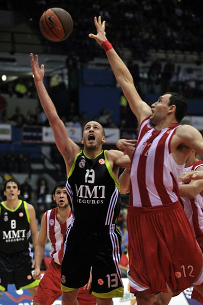 埃迪·豪：纽卡表现配得上晋级，渴望能够再次赢得奖杯（埃迪·豪：纽卡晋级实至名归，盼再度捧杯）